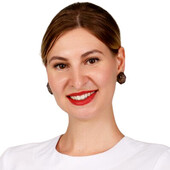 Кутулаева Екатерина Валерьевна — стоматолог, стоматолог-ортодонт