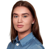 Кочнева Яна Сергеевна — стоматолог, стоматолог-ортодонт