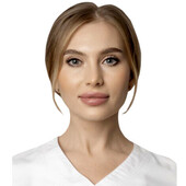 Литвиненко Ксения Вадимовна — стоматолог, стоматолог-терапевт