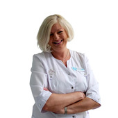 Певзнер Елена Валерьевна — стоматолог, стоматолог-терапевт