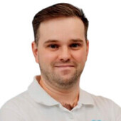 Монаков Дмитрий Вячеславович — стоматолог-хирург, стоматолог