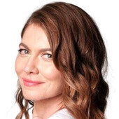 Бакирова Аделя Ринатовна — невролог, врач функциональной диагностики