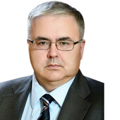 Валямов Рустем Лябибович — окулист (офтальмолог), офтальмохирург