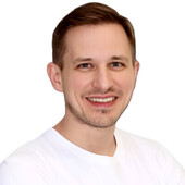 Якупов Булат Анварович — стоматолог, стоматолог-хирург