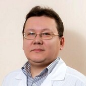 Юмагузин Урал Ульфатович — ортопед