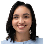 Базарбаева Айгуль Маратовна — стоматолог