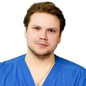 Стародубов Денис Юрьевич — колопроктолог