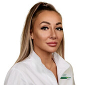 Хацкевич Алена Сергеевна — гигиенист стоматологический, стоматолог