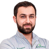 Ахадов Эльмин Ризванович — стоматолог, стоматолог-хирург