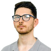 Ларин Игорь Владимирович — флеболог, сосудистый хирург