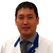 Хонинов Бадма Валериевич — мануальный терапевт, травматолог-ортопед