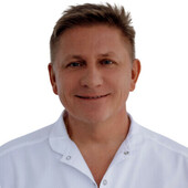 Титоренко Владимир Анатольевич — стоматолог, стоматолог-терапевт