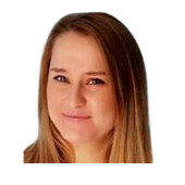 Смирнова (Минсафина) Регина Рамильевна — стоматолог-ортопед, стоматолог