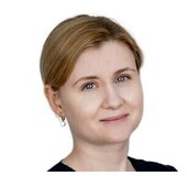 Хакунова Елена Николаевна — гигиенист стоматологический, стоматолог