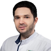 Исмайбагандов Максим Избуллатович — окулист (офтальмолог), офтальмохирург