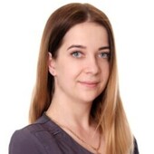 Севостьянова Евгения Вячеславовна — гигиенист стоматологический, стоматолог