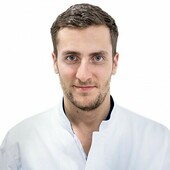 Баранюк Игорь Семенович — челюстно-лицевой хирург