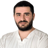 Нахапетян Давид Размикович — стоматолог, стоматолог-имплантолог