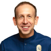 Лукьяненко Александр Анатольевич — стоматолог-хирург, стоматолог