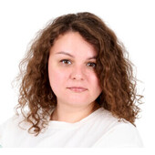 Остапенко Инна Эдуардовна — стоматолог-хирург, стоматолог