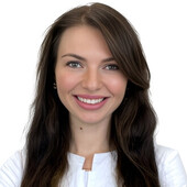 Рясина (Денисюк) Мария Вячеславовна — стоматолог, стоматолог-ортодонт