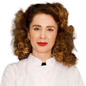 Гусейнова Эльвира Шамильевна — кардиолог, врач функциональной диагностики