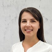 Гольман Яна Сергеевна — стоматолог, стоматолог-терапевт
