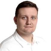 Тарасов Антон Егорович — стоматолог-хирург