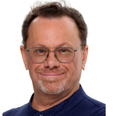 Зайнутдинов Тимур Асымович — ортопед, остеопат