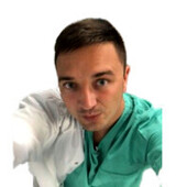 Страшинский Алексей Сергеевич — хирург, абдоминальный хирург