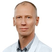 Жук Аркадий Александрович — уролог