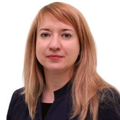 Гололобова Лариса Владимировна — акушер, гинеколог