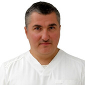 Асмолов Валентин Анатольевич — вертебролог, мануальный терапевт