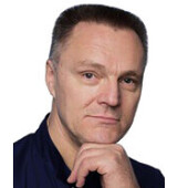 Синдяк Игорь Николаевич — стоматолог, стоматолог-хирург