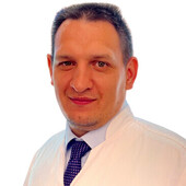 Тархов Андрей Юрьевич — нейрохирург