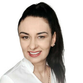 Шикола Юлия Сергеевна — гинеколог, акушер