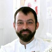 Крышин Максим Юрьевич — рефлексотерапевт, вертебролог