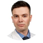 Криволапов Алексей Сергеевич — офтальмохирург, окулист (офтальмолог)