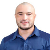 Савенков Николай Николаевич — стоматолог