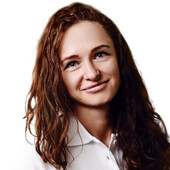 Швецова Евгения Владимировна — стоматолог, стоматолог-терапевт