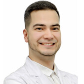 Малов Артём Алексеевич — стоматолог-ортопед