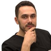 Головков Владимир Владимирович — стоматолог-ортопед