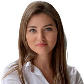 Нестерова Дарья Викторовна — стоматолог