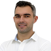 Черняк Андрей Валерьевич — стоматолог, стоматолог-имплантолог