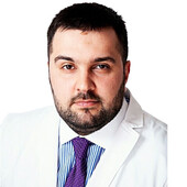 Ужахов Ибрагим Мурадович — ортопед, вертебролог