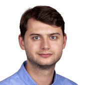 Анискин Роман Александрович — челюстно-лицевой хирург, стоматолог