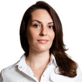 Ланге Диана Геориевна — стоматолог, стоматолог-хирург