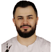 Абрамян Арташес Леонидович — стоматолог, стоматолог-хирург