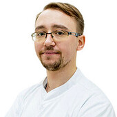 Макаров Евгений Васильевич — невролог, рефлексотерапевт