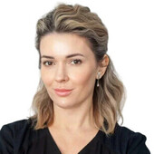 Соснова Анастасия Викторовна — акушер, косметолог